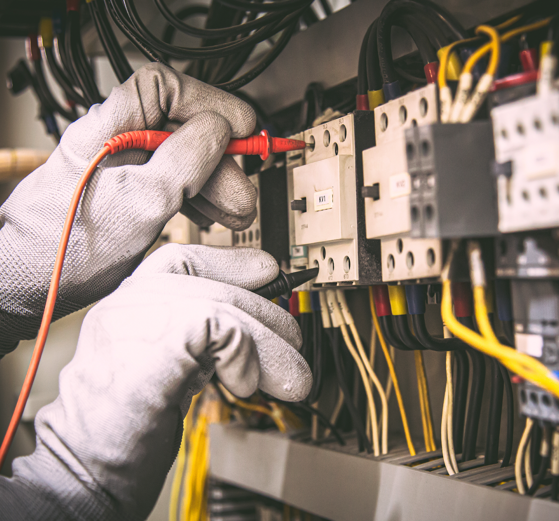 Electrician Specialist Leader
